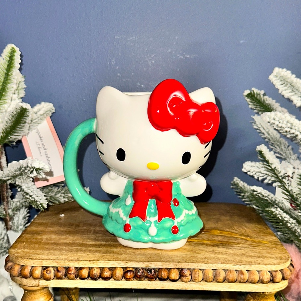 Christmas hello kitty mug